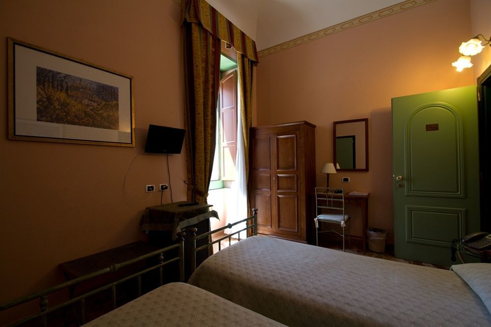 Hotel Posta Syracuse Екстер'єр фото