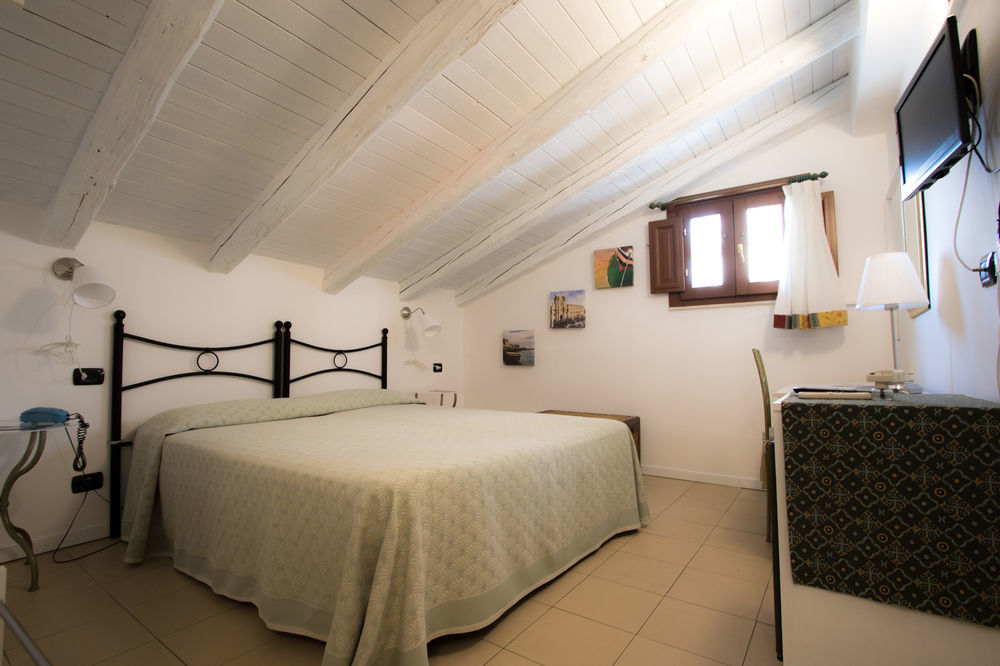 Hotel Posta Syracuse Екстер'єр фото