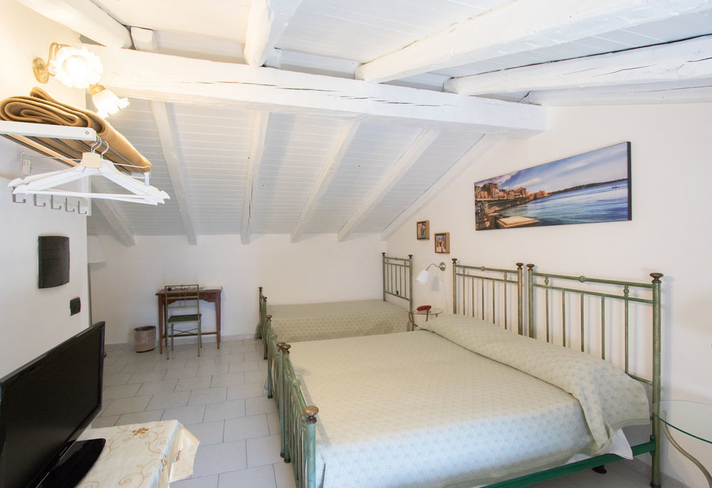 Hotel Posta Syracuse Екстер'єр фото