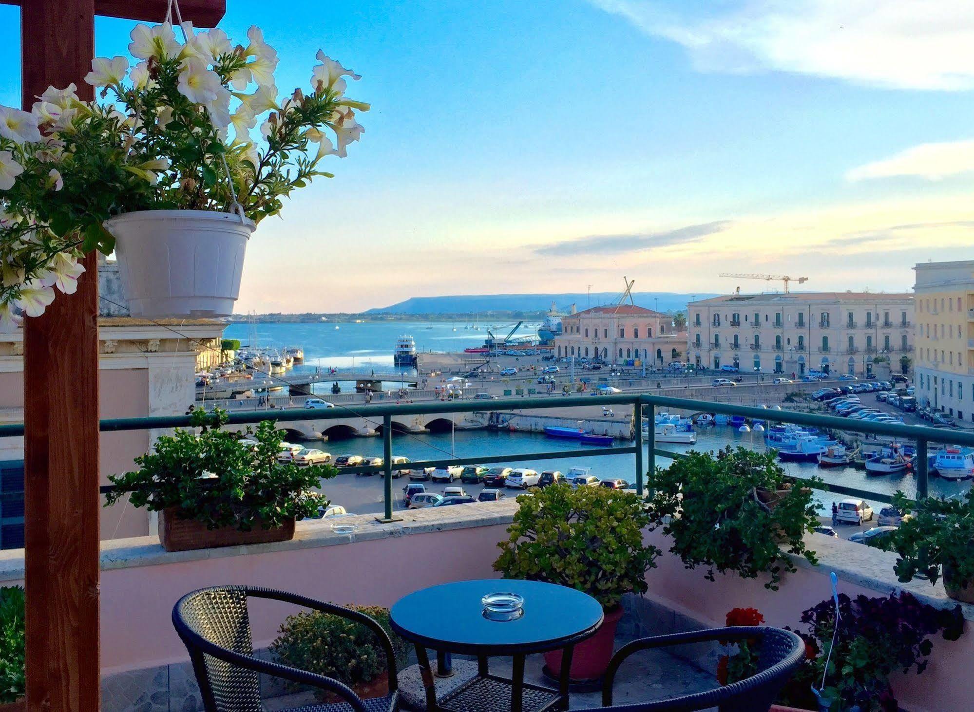 Hotel Posta Syracuse Екстер'єр фото