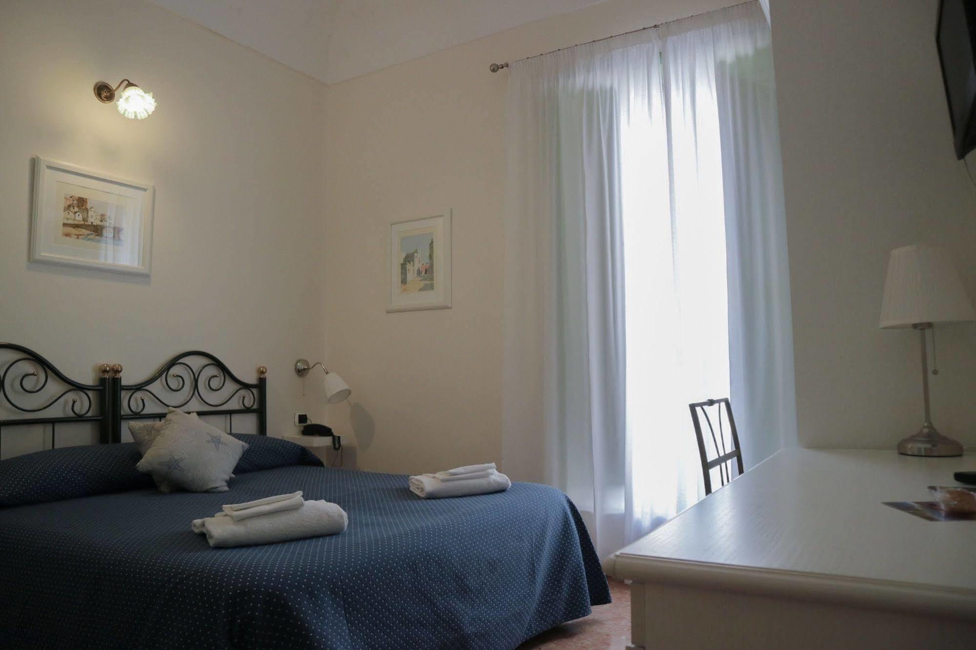 Hotel Posta Syracuse Екстер'єр фото